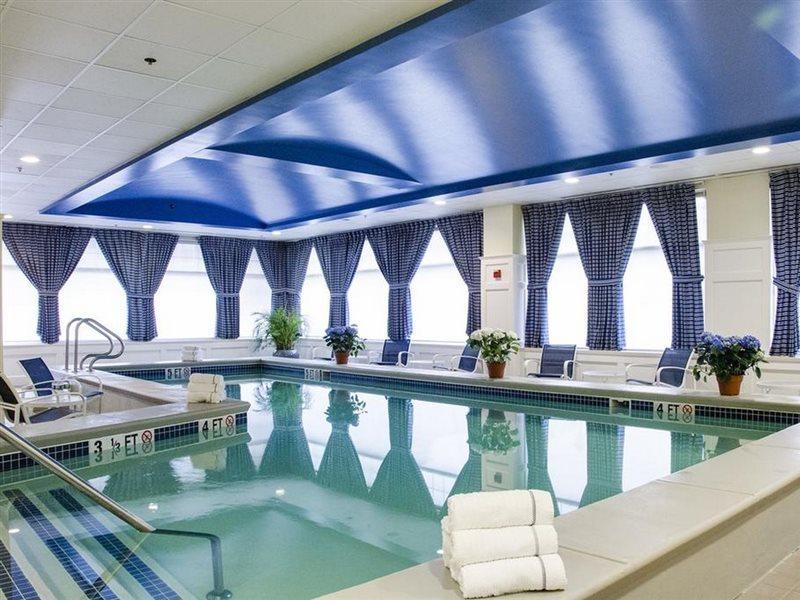 Salem Waterfront Hotel & Suites Экстерьер фото