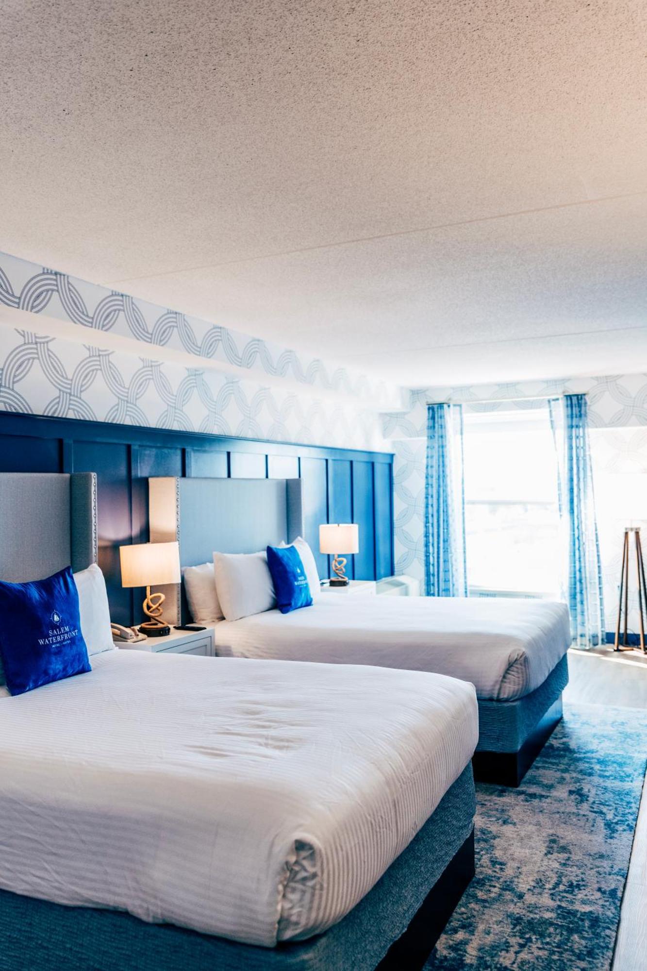 Salem Waterfront Hotel & Suites Экстерьер фото